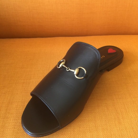 Gucci Shoes - ❤️GUCCI SLIDES